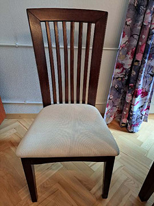 Стол + стулья (3 фото из 4)