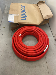 Veetoru. Uni Pipe PLUS valge toru hülsis 20x2,25 - 28/23 red (1 foto / 3)