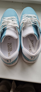 Trussardi tossud 37 (5 foto / 5)