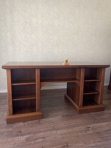 Komplekt (laud, tool, lamp) (1 foto / 5)