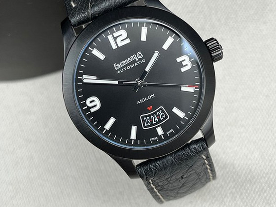 Eberhard & Co. - Aiglon Noir Grande Taille Date