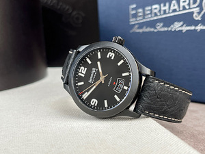 Eberhard & Co. - Aiglon Noir Grande Taille Date (2 foto / 7)