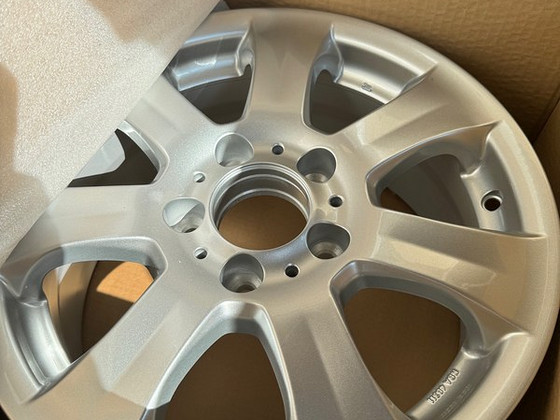 Alustar V655 6,5X15 5/112 ET38