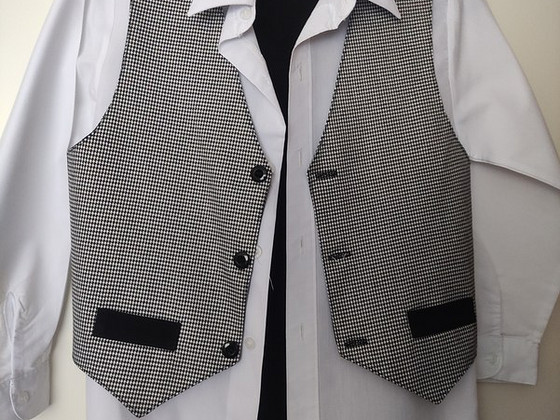 Vest 128