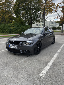 BMW 320D (1 фото из 8)