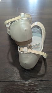 Новые туфли, 32 (2 фото из 3)