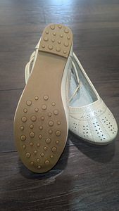 Новые туфли, 32 (3 фото из 3)