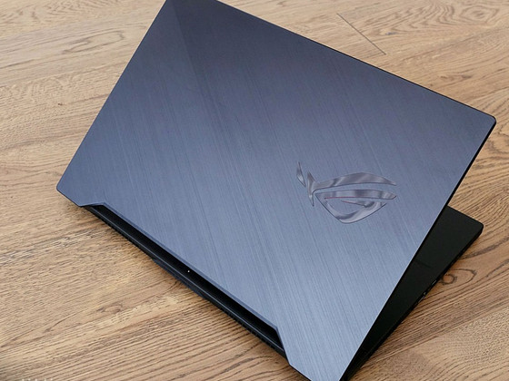 Ноутбук Asus ROG Zephyrus GU502G