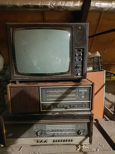 Tehnika Rekord raadio, televiisor ja muu, töötab/varuosadeks (3 foto / 3)