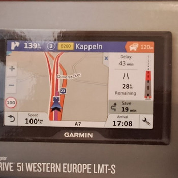 Müüa Garmini navigaator.