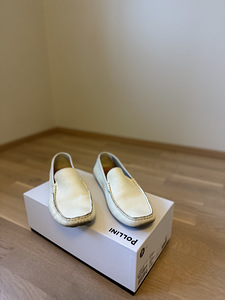 Pollini 42 (1 фото из 1)