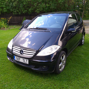 Mercedes-Benz A-200