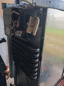 Matkaauto külmkapp (2 foto / 7)