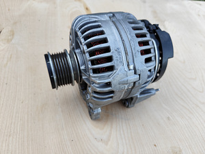 Генератор Bosch 140A (1 фото из 3)