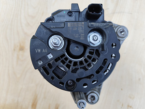 Генератор Bosch 140A (2 фото из 3)