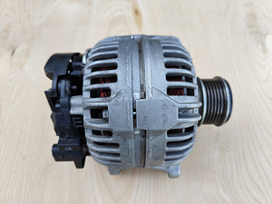 Генератор Bosch 140A (3 фото из 3)