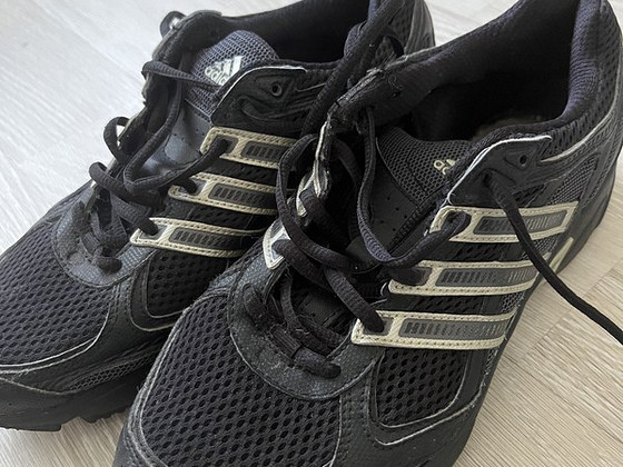 Adidas кроссовки