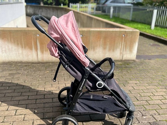 Продаем коляску от Kinderkraft