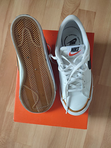 Продам кеды (2 фото из 5)
