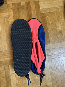 Ujumissussid, s37 (1 foto / 2)