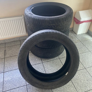 255/45/20
