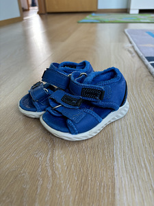 Ecco sandaalid 19 (1 foto / 4)