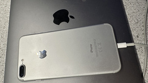 iPhone 7 Plus (2 фото из 5)