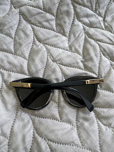 Солнцезащитные очки Max Mara (3 фото из 4)