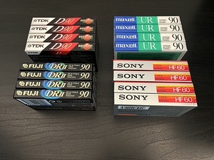 Аудиокассеты (2 фото из 3)