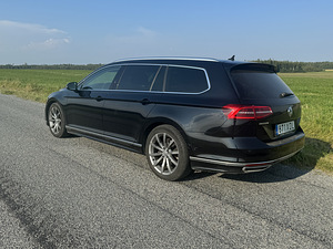 Volkswagen Passat 2.0 R4 140kW R-line 4Motion (3 фото из 15)