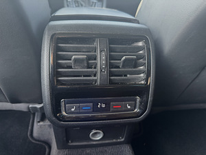 Volkswagen Passat 2.0 R4 140kW R-line 4Motion (11 фото из 15)