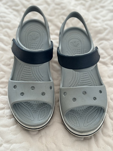 Crocs J3 (2 фото из 2)
