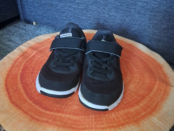 Кроссовки Nike р.27,5