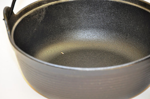 Malmist pott D29cm 3.5L puidust kaanega (5 foto / 10)