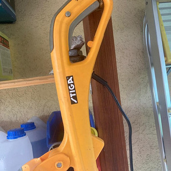 Grass trimmer