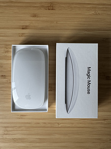 Apple Magic Mouse (1 foto / 3)
