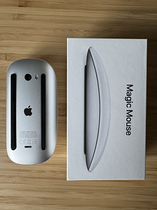 Apple Magic Mouse (2 foto / 3)
