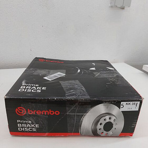 Тормозные диски Brembo (3 фото из 5)