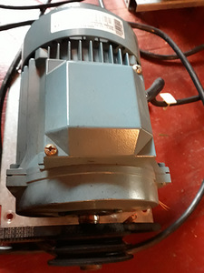 ЭЛЕКТРОМОТОР ABB M2AA (2 фото из 5)
