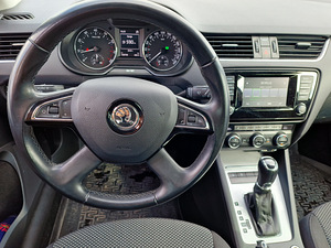 Skoda Octavia Combi 2014 (7 фото из 7)