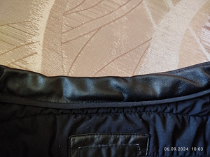 Кожаная куртка Guess (6 фото из 6)