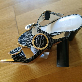 DKNY uued rihmikud plätud uued suurus 6.5 ( 36,5 )