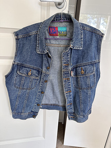 Denim vest/Джинсовая жилетка (1 фото из 2)