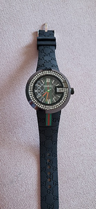 Часы Gucci (1 фото из 3)