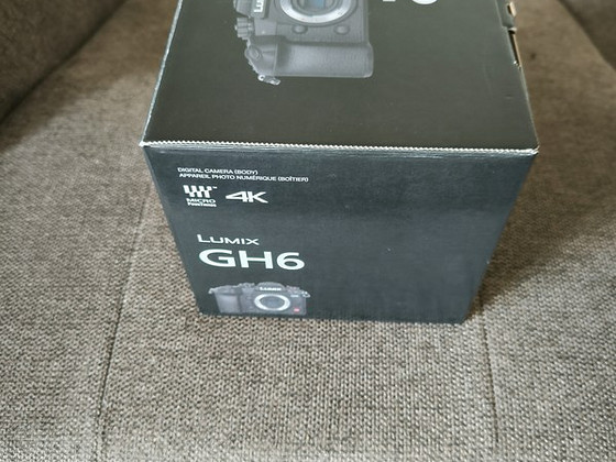 UUS Panasonic Lumix DC-GH6