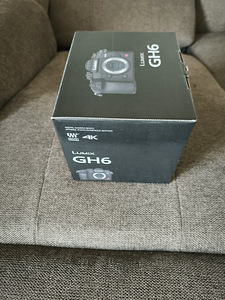 UUS Panasonic Lumix DC-GH6 (1 foto / 2)