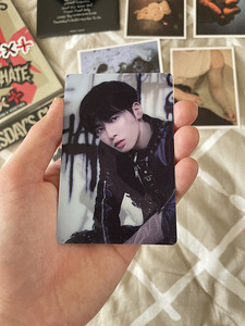 Kpop Minisode 2: Thursday’s child txt album (2 foto / 3)
