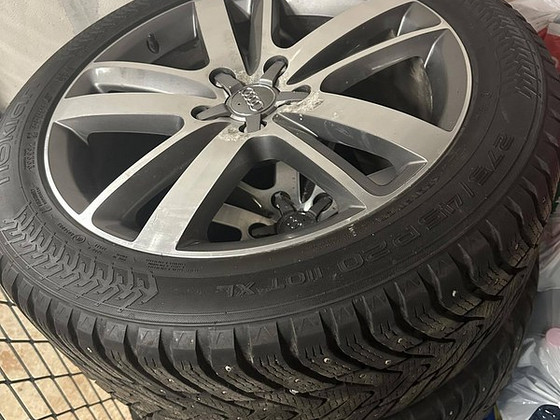 Audi Q7 originaal veljed, nokian naastrehv, 275/45/R20