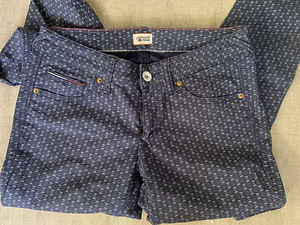 Tommy Hilfiger S-M püksid UUS (1 foto / 7)