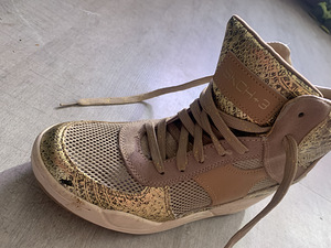 Uus Sketchers tossud 40.5 (3 foto / 7)